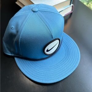 NWOT Nike Golf Hat